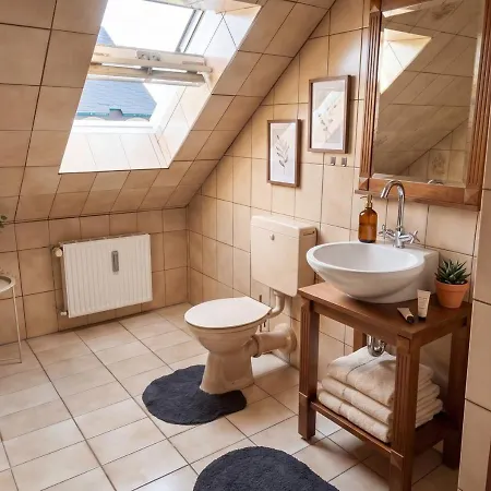 Cozy Near Moehnesee & Arnsberger Wald Apartment